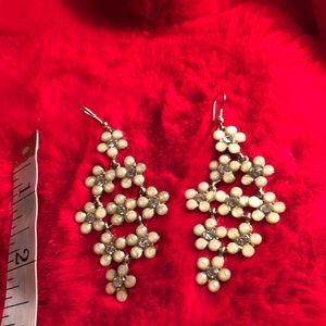 Flower power earrings